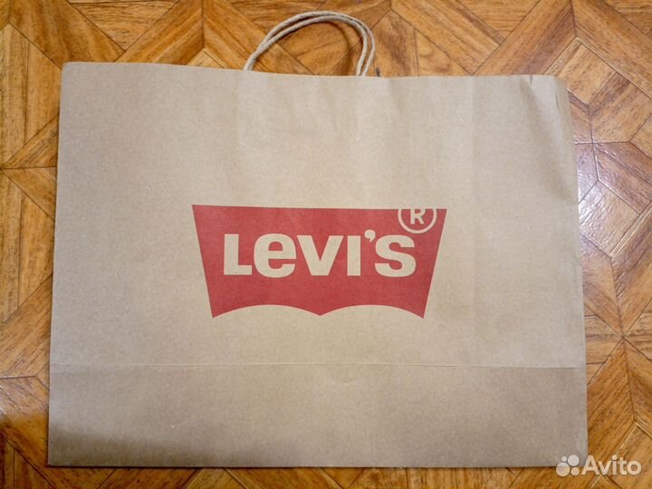 Палет Levi's