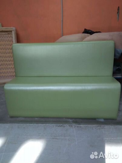 Диван банкетка