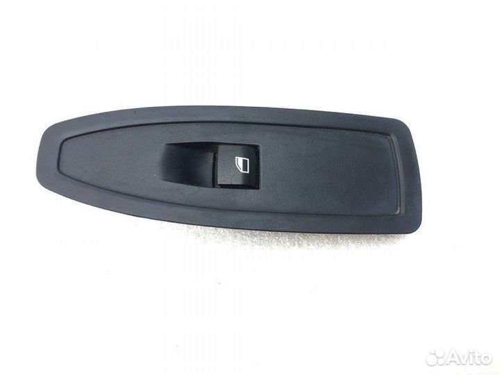 Кнопка стеклоподъемника передняя правая Bmw