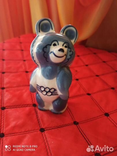 Олимпийский мишка фарфор