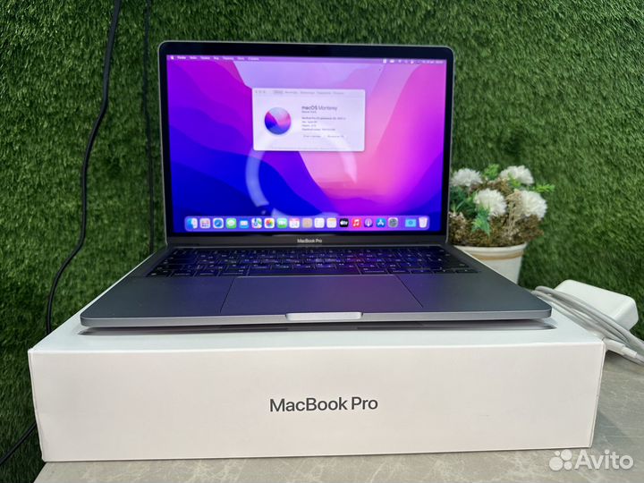 Apple MacBook Pro 2022 в отличном состоянии