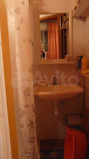 Комната 15 м² в 1-к., 1/2 эт.