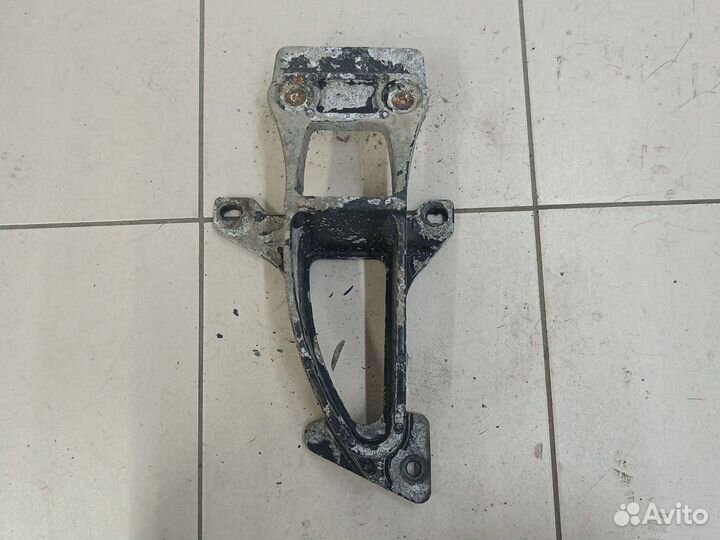 Кронштейн Порога левый Range Rover Sport 2006-2013