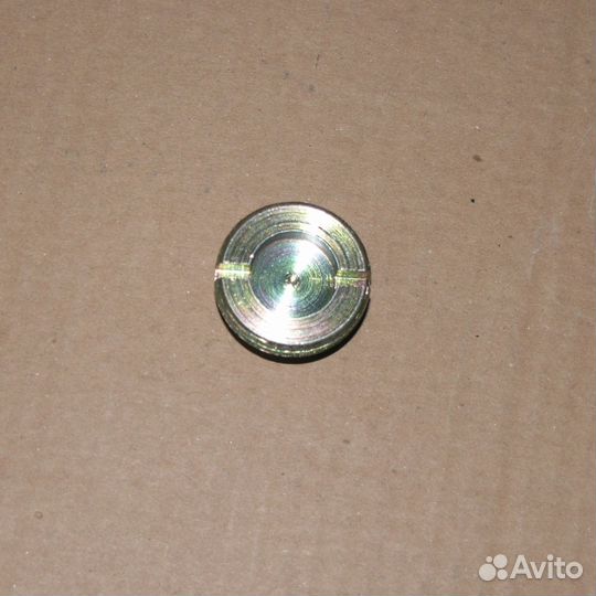 Пробка пальца хвостовика кпп М36*1,5