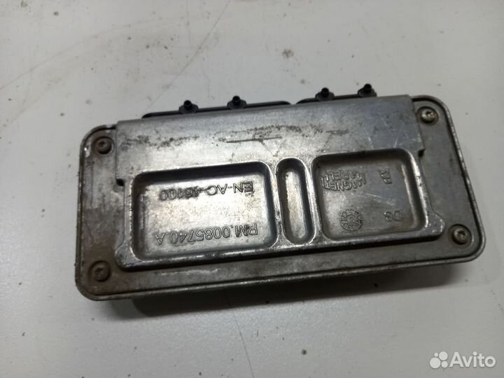 VW Polo (MK5) V блок управления двигателем