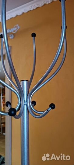 Вешалка напольная