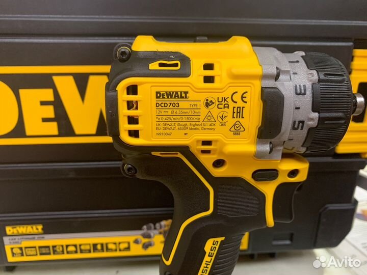 Шуруповерт dewalt DCD703L2T с наб. из 4-х насадок
