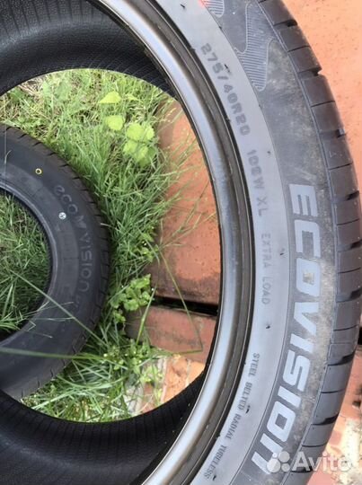 Ovation EcoVision VI-386HP 275/40 R20 106W