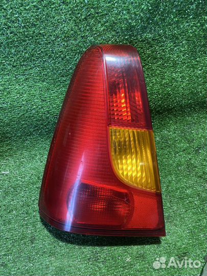 Фонарь задний левый Renault Logan