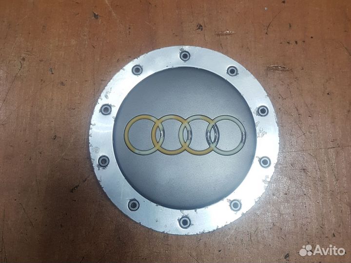 Колпачёк литого диска R-15 audi 4B0601165C