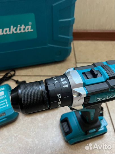 Шуруповерт Makita 36v + набор инструментов