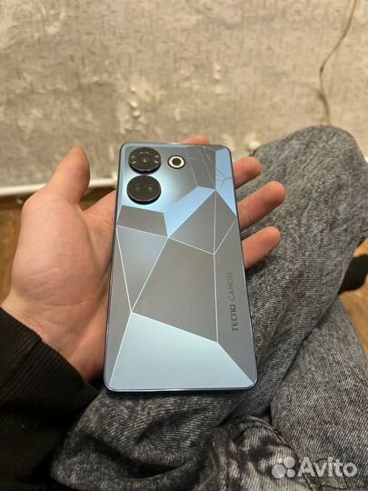 TECNO Camon 20 Pro, 8/256 ГБ