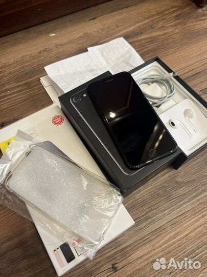 iPhone 7, 256 ГБ