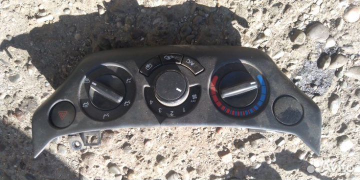 Блок управления отопителем Chevrolet Aveo T250