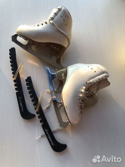 Фигурные коньки edea 195