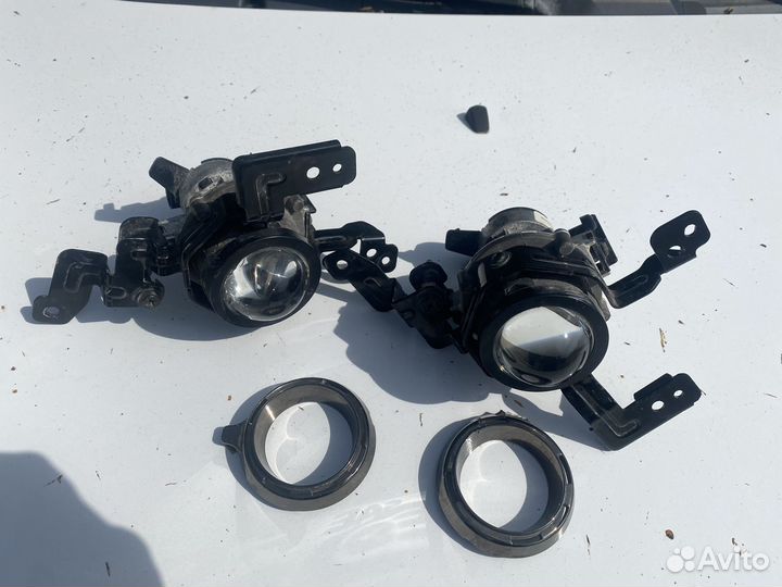 Противотуманка левая и правая Кио сиид оригинальна