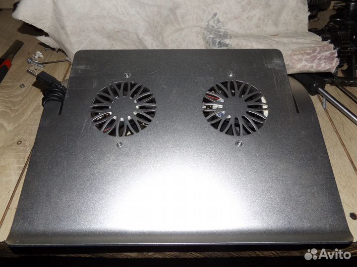 Подставка с вентиляторами для ноутбука