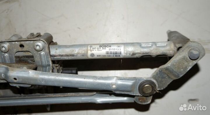 Трапеция стеклоочистителей с моторчиком VW Polo