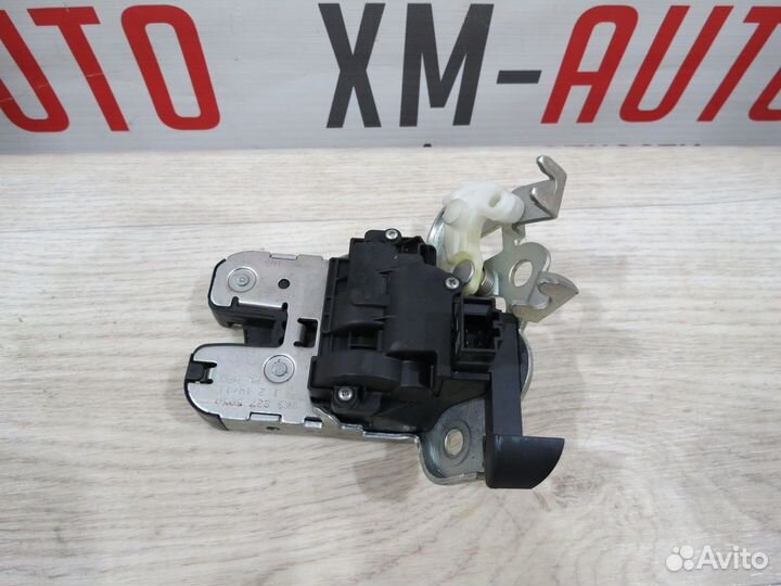 Замок багажника Audi A7