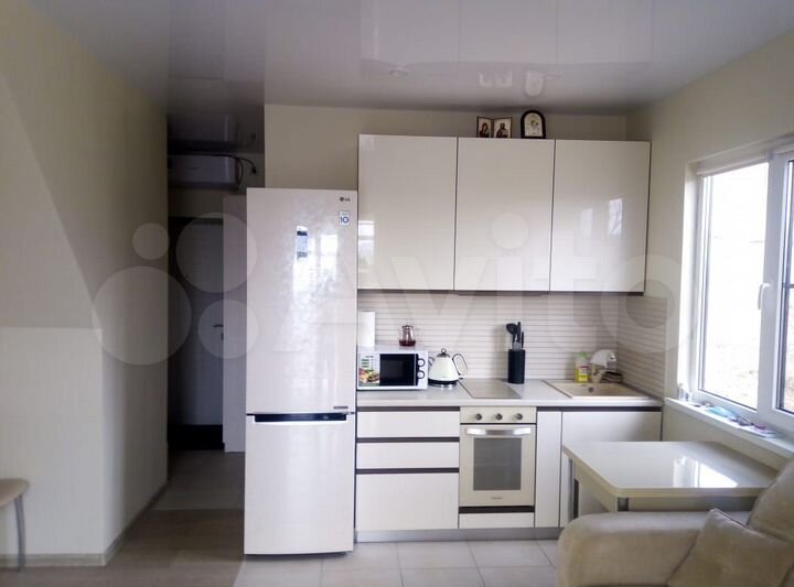 2-к. квартира, 52 м², 2/2 эт.