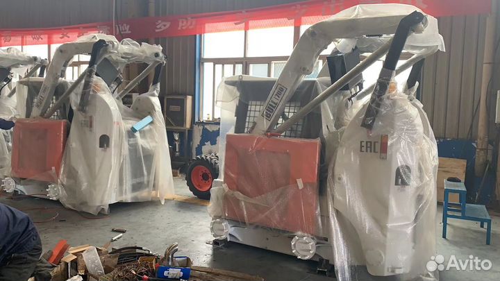 Мини-погрузчик Horse XD650, 2023