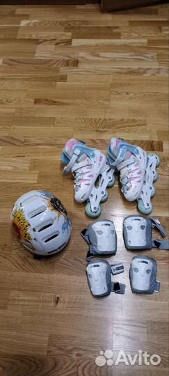 Роликовые коньки с защитой и шлемом