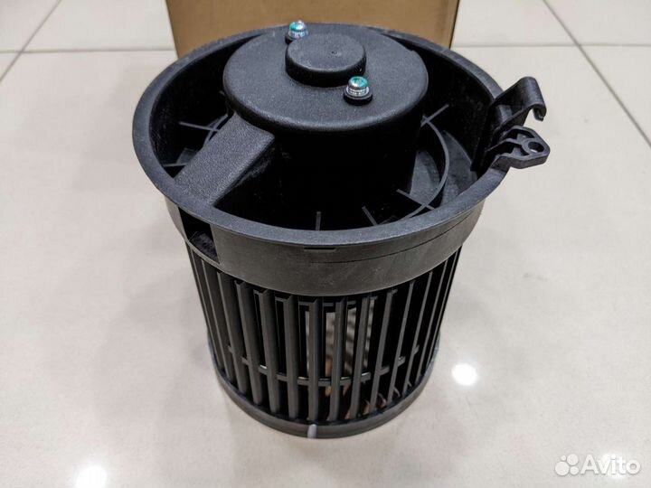 Мотор отопителя X-trail T32 / Qashqai II