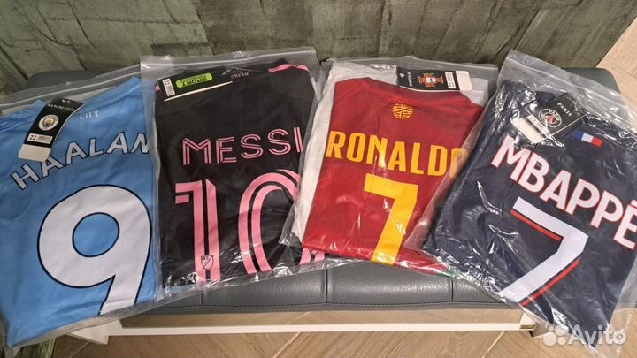 Детская футбольная форма роналду