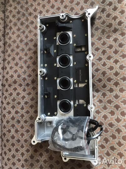 Клапанная крышка Hyundai Kia