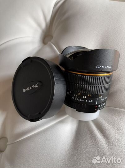 Объектив samyang Fish-Eye CS 8 mm f/3.5 б/у