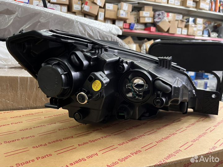 Фара DongFeng H30 Cross