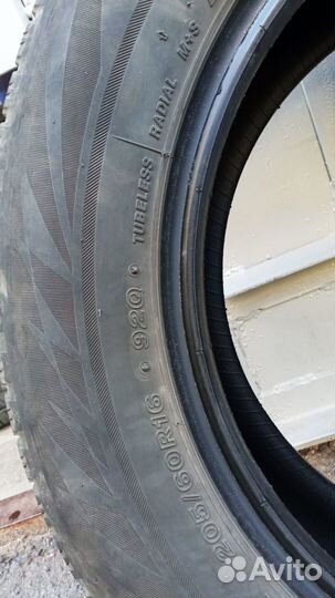 Bridgestone Blizzak VRX2 205/60 R16 92Q