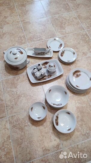 Сервиз столовый форфоровый с супницей