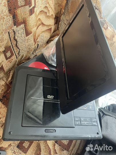 Портативный видеопроигрыватель