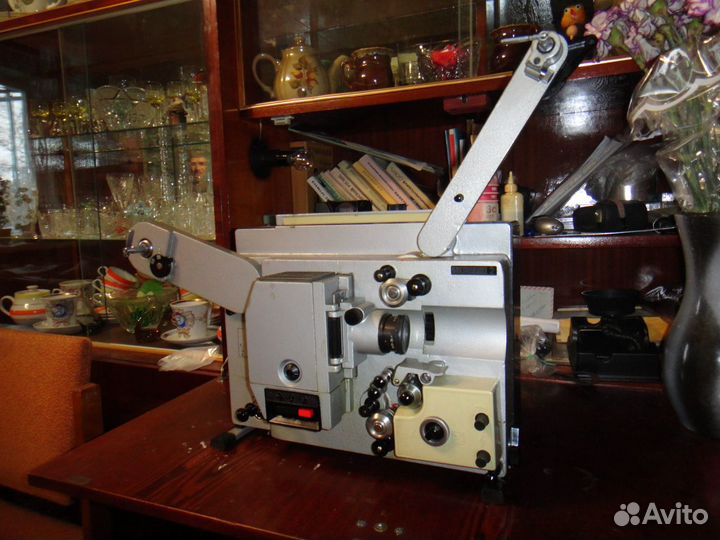 Кинопроектор