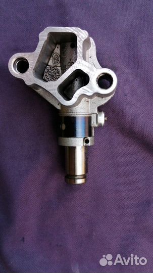 Натяжитель цепи