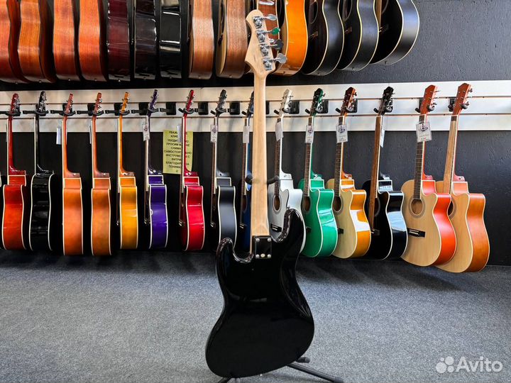 Бас гитара Aria