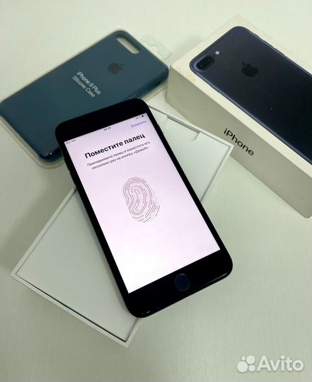 Отличный iPhone 7 Plus 32gb Black
