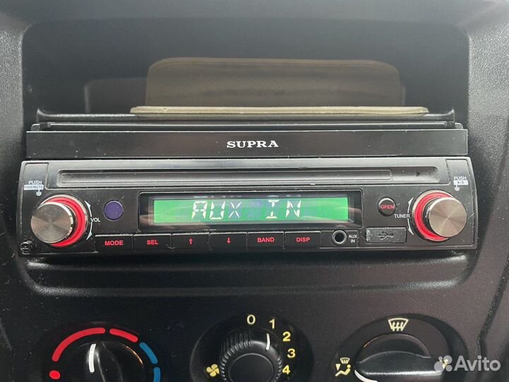 Автомагнитола 1 din с выдвижным экраном