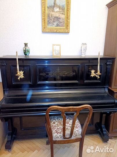 Немецкое старинное пианино