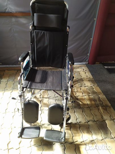 Кресло-коляска. Новая