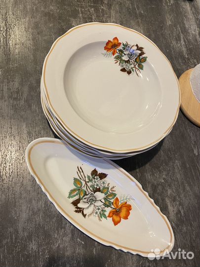 Глубокие суповые тарелки 6 шт. + селедочница