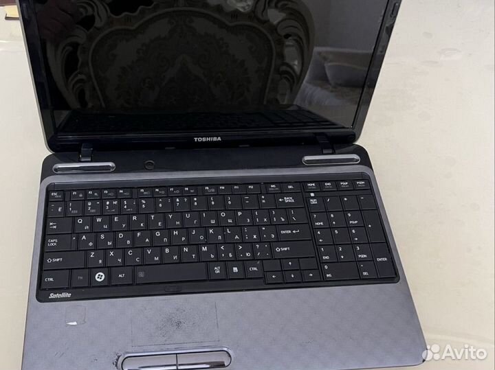 Ноутбук toshiba