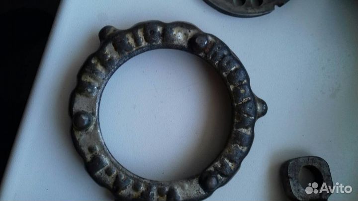 Антикварная мясорубка husqvarna