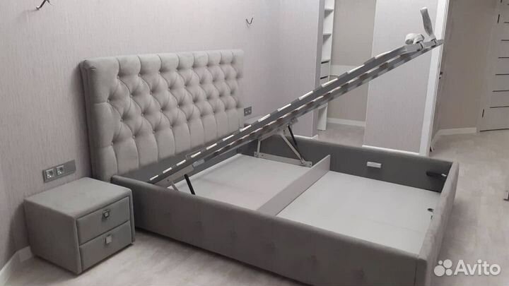 Кровать двуспальная в наличии