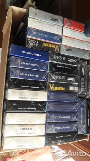 Видеокассета s VHS