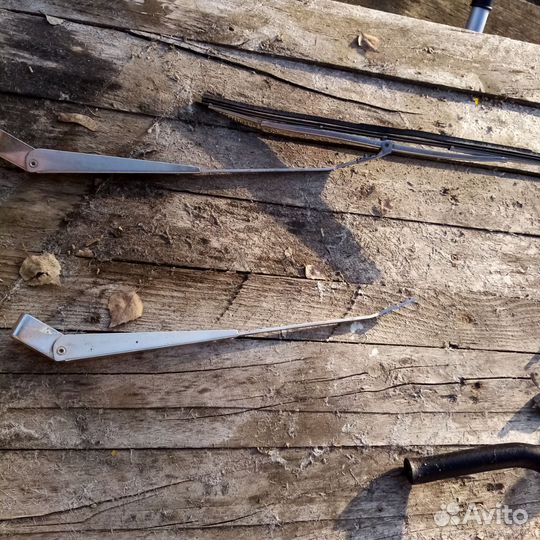 Хромированные поводки стеклоочистителей