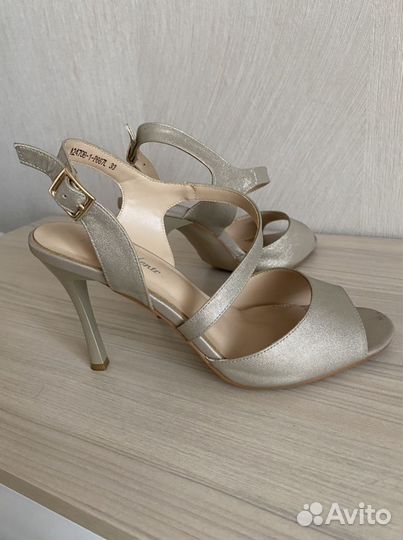 Босоножки 38 размер
