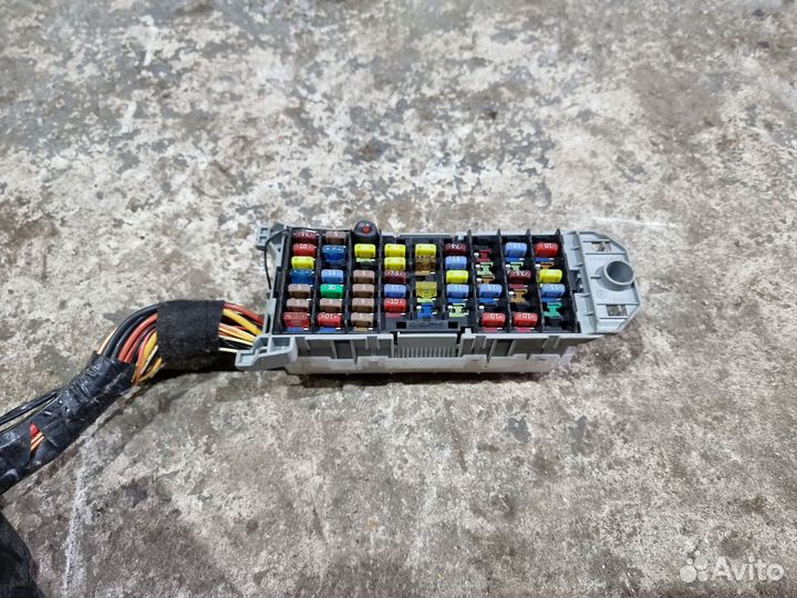 Блок предохранителей Мерива