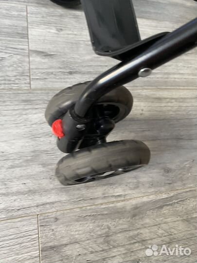 Коляска трость